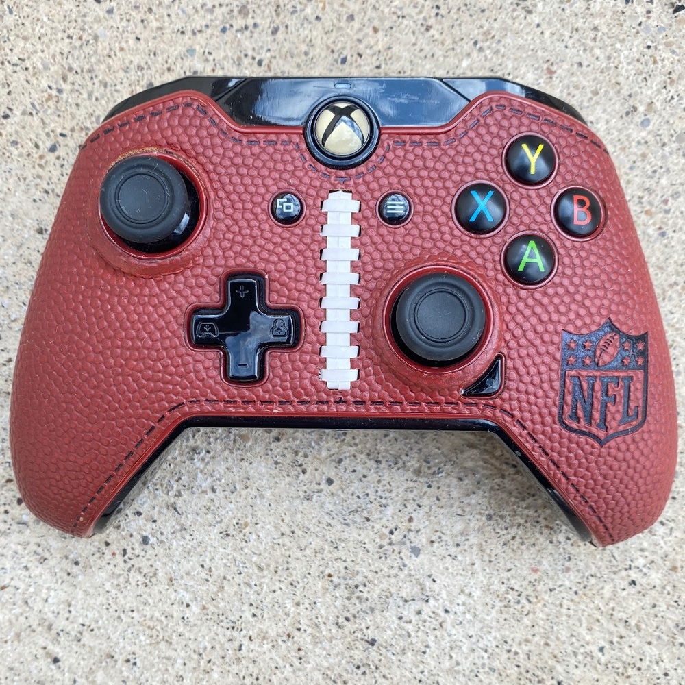 PDP Premium Official NFL Football Faceoff Microsoft Xbox One Controller